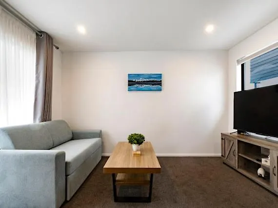 Entire Brand New Home Christchurch Lejlighed